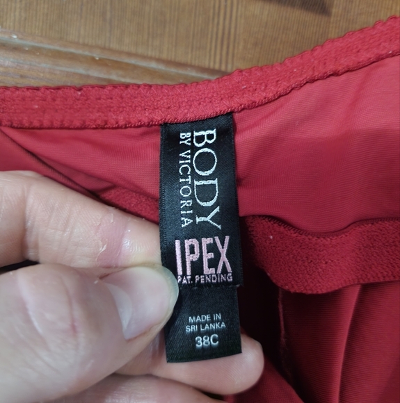 Body by Victoria Ipex Top - Picture 5 of 6